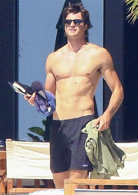 Jacob Elordi and bikini